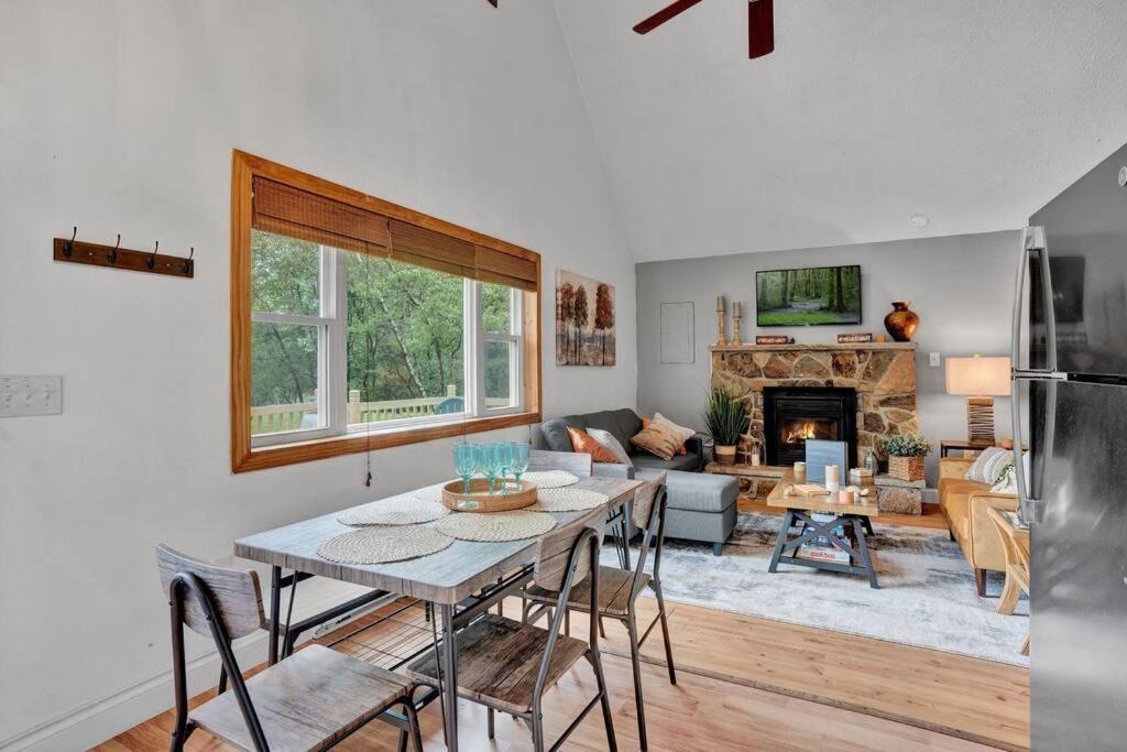 The Sage Chalet In Emerald Lakes, Poconos! Long Pond Εξωτερικό φωτογραφία
